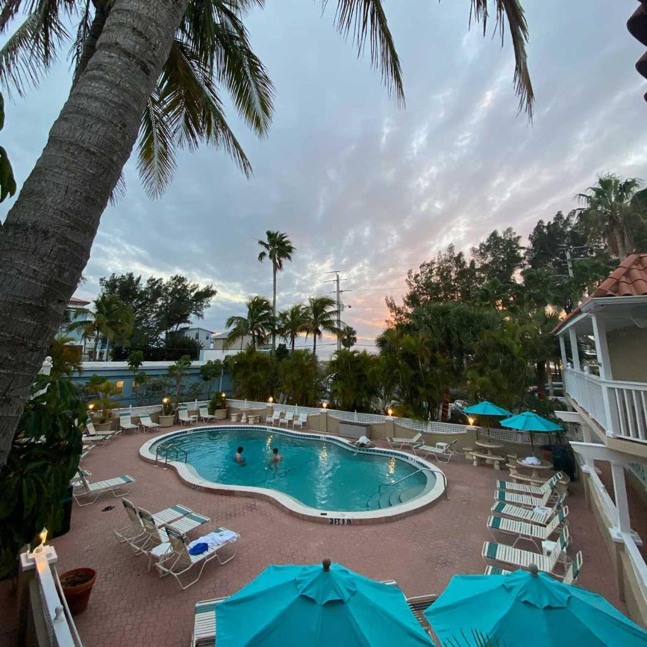 Tortuga Inn Beach Resort Unit #229 브레이든턴비치 외부 사진