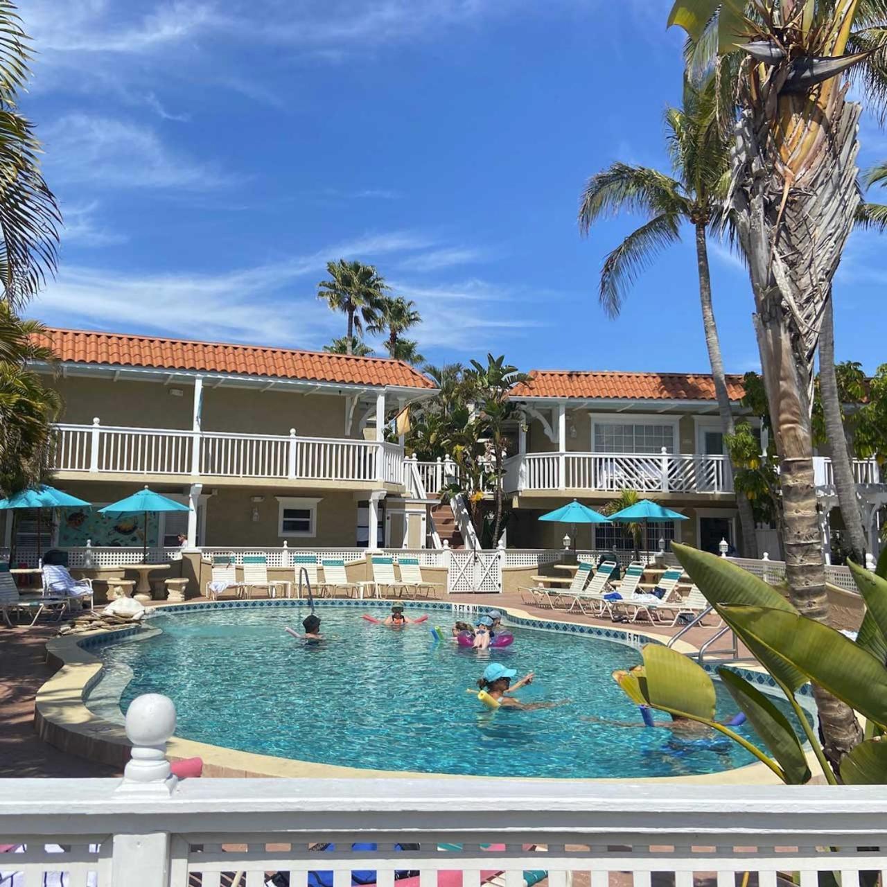 Tortuga Inn Beach Resort Unit #229 브레이든턴비치 외부 사진